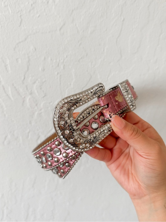 VINTAGE Studded Pink Western Bling Buckle Belt main image 4